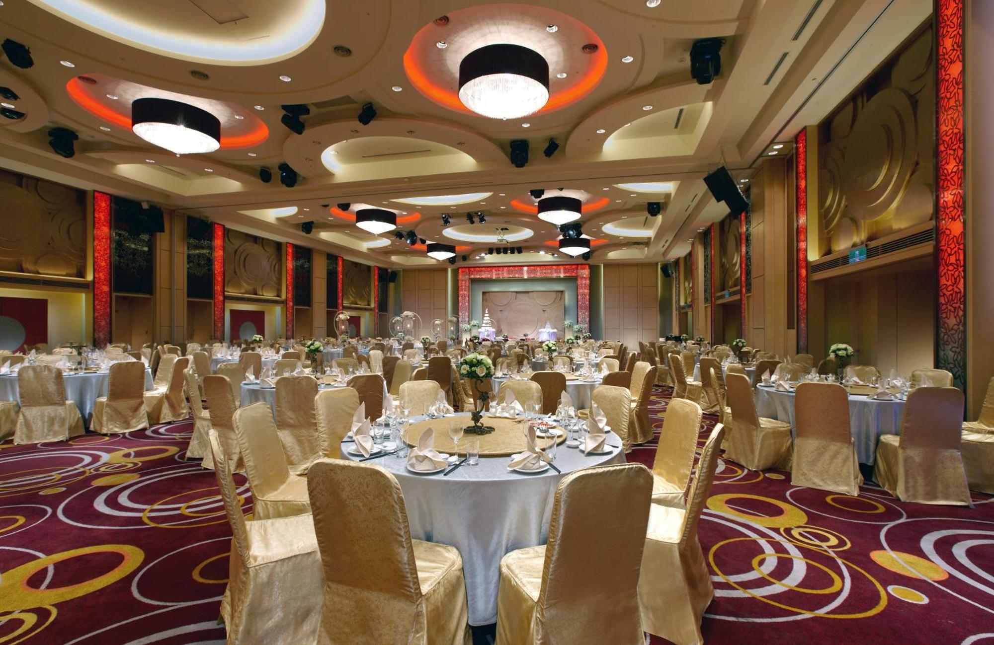 Evergreen Resort Hotel - Jiaosi Jiaoxi Buitenkant foto The ballroom
