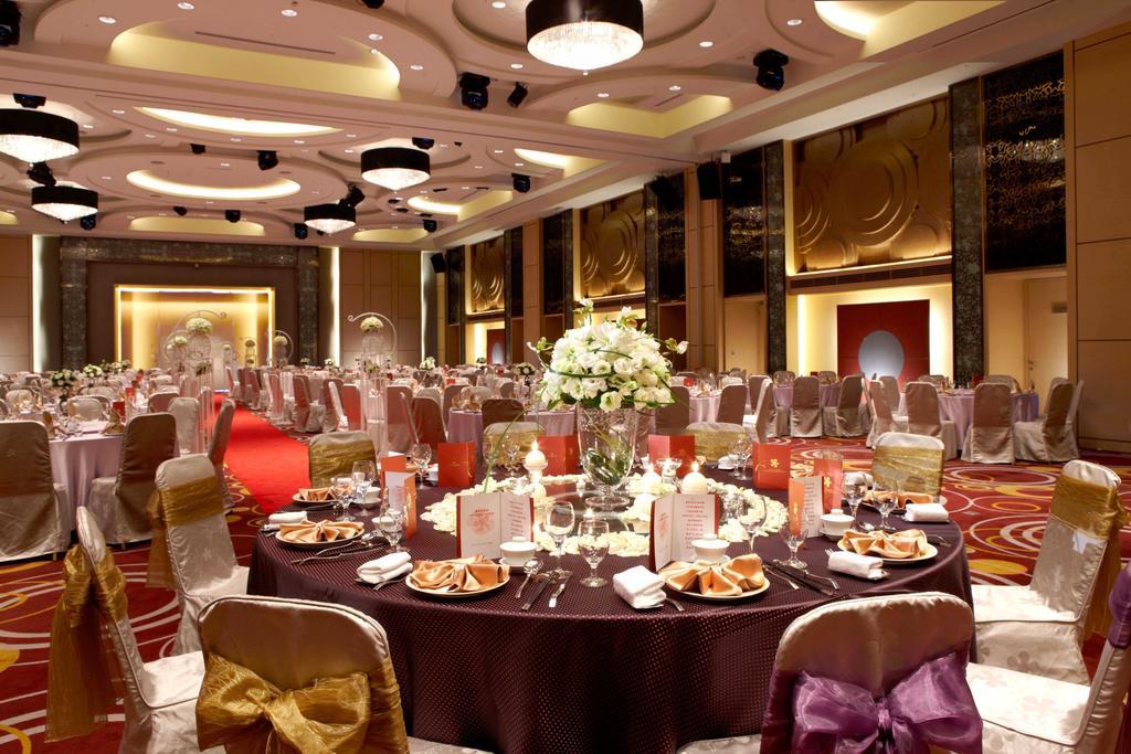 Evergreen Resort Hotel - Jiaosi Jiaoxi Buitenkant foto The ballroom at the Mandarin Oriental, Bangkok